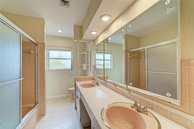 2615 SHERIDAN DRIVE, Sarasota, FL 34239