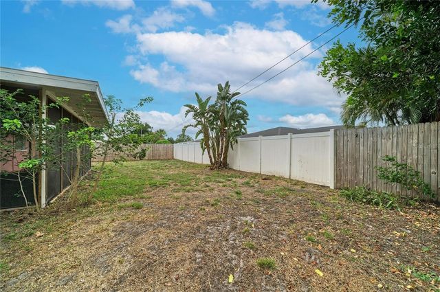 2615 SHERIDAN DRIVE, Sarasota, FL 34239
