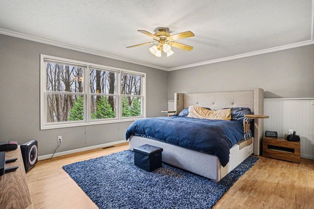 5477 Fairview Street, Stevensville Vllg, MI 49127