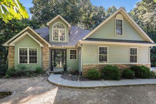 5477 Fairview Street, Stevensville Vllg, MI 49127