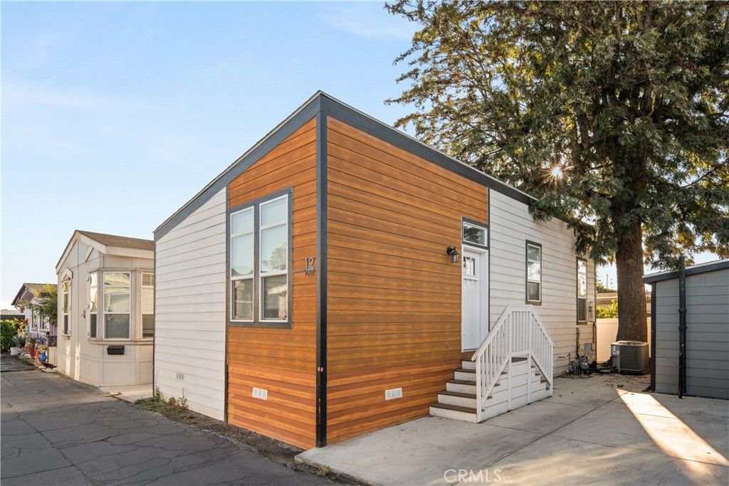 8250 Lankershim Boulevard Space 109, North Hollywood, CA 91605 — exterior