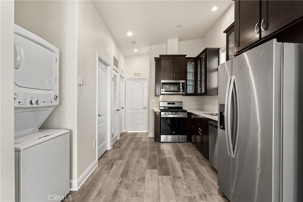8250 Lankershim Boulevard Space 109, North Hollywood, CA 91605 — photo 4