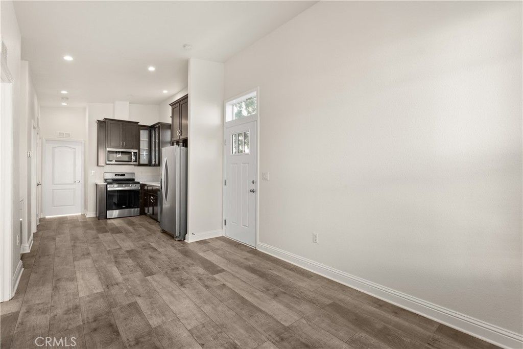 8250 Lankershim Boulevard Space 109, North Hollywood, CA 91605 — photo 5