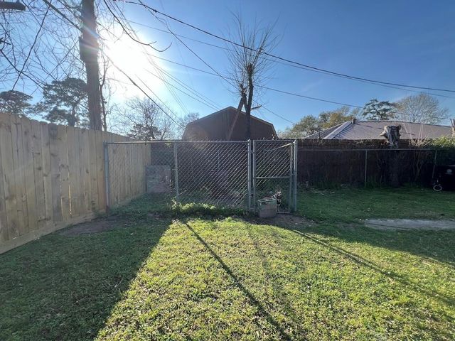 6314 Hanley Lane, Houston, TX 77016