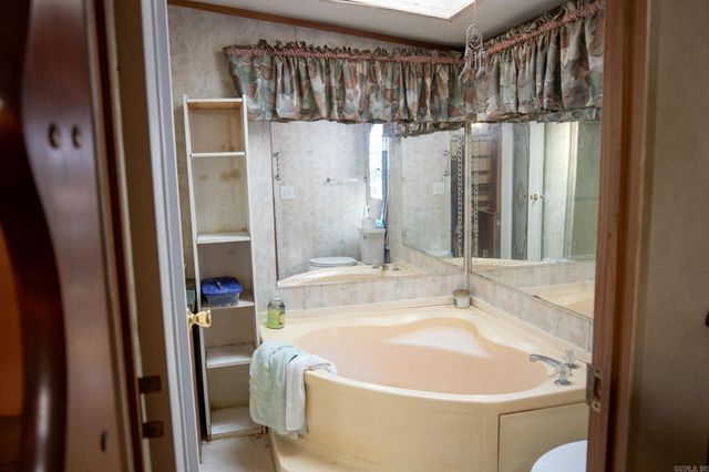 2666 Wine Dot Road, Malvern, AR 72104