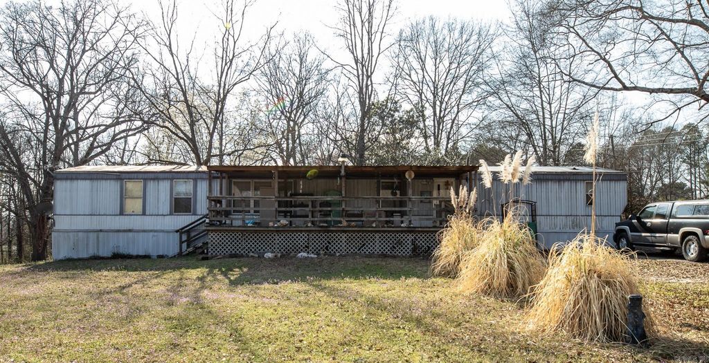 2666 Wine Dot Road, Malvern, AR 72104