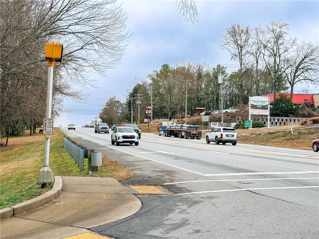 2723B Poinsett Highway, Greenville, SC 29617
