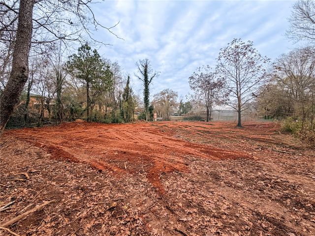 2723B Poinsett Highway, Greenville, SC 29617