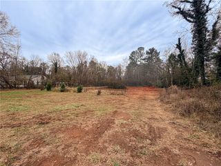 2723B Poinsett Highway, Greenville, SC 29617