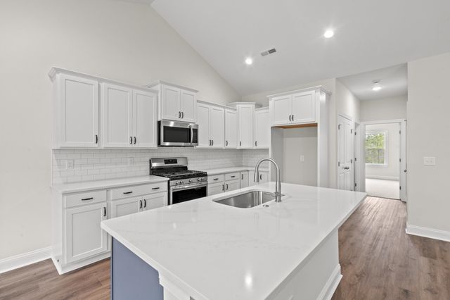 1425 Loop Circle, Longs, SC 29568