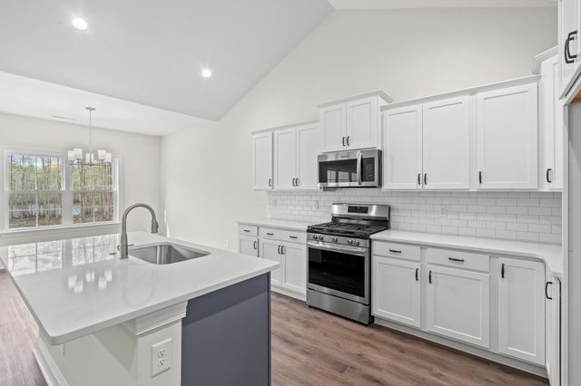 1425 Loop Circle, Longs, SC 29568
