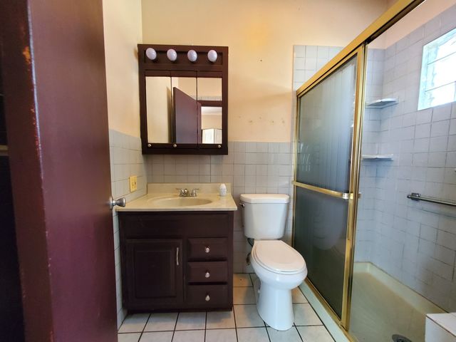 3025 Sherwood Avenue, Markham, IL 60428