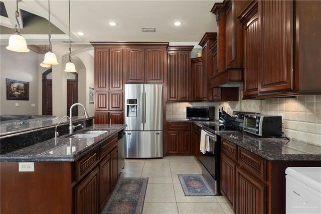 3719 Ripple Drive, Edinburg, TX 78541