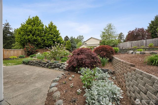 17103 112th Street Ct E, Bonney Lake, WA 98391