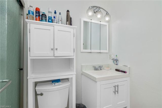 5350 Catts ST, Naples, FL 34113