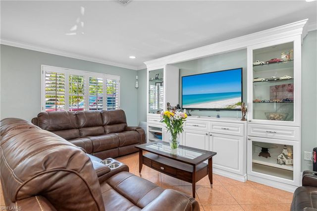 5350 Catts ST, Naples, FL 34113