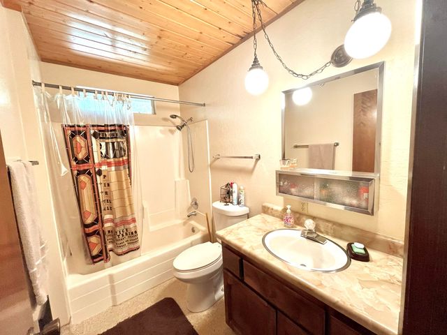 20872 McKinley Way, Groveland, CA 95321