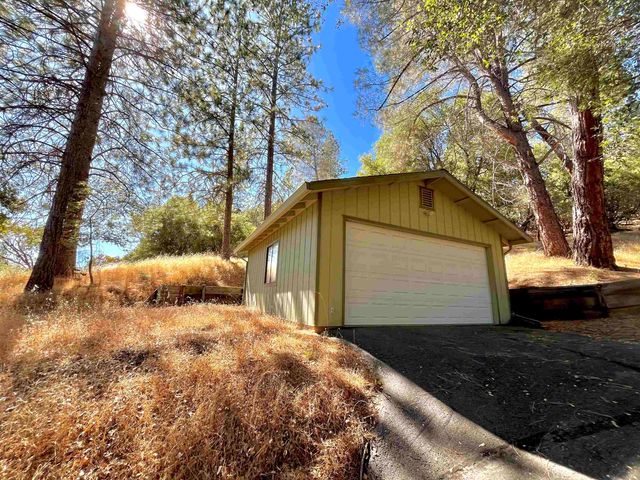 20872 McKinley Way, Groveland, CA 95321