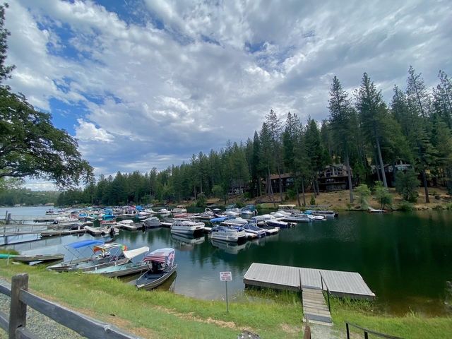 20872 McKinley Way, Groveland, CA 95321