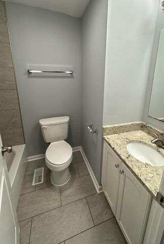 2498 Renwood Place, Columbus, OH 43211