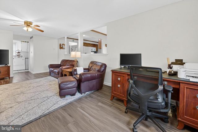 114 WINDMOOR RD, Delran, NJ 08075