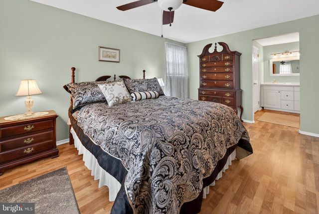 114 WINDMOOR RD, Delran, NJ 08075
