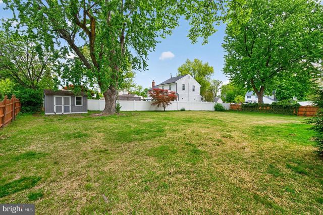 114 WINDMOOR RD, Delran, NJ 08075