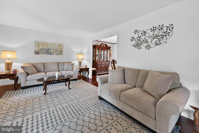 114 WINDMOOR RD, Delran, NJ 08075
