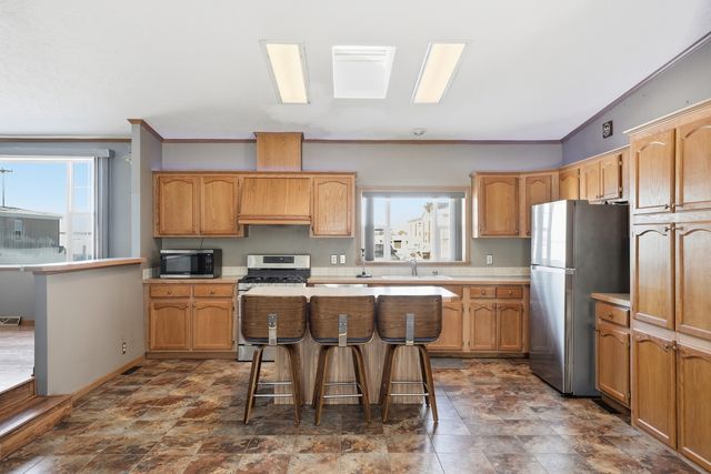 33 Drake Lane, Beecher, IL 60401