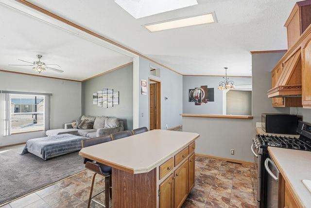 33 Drake Lane, Beecher, IL 60401