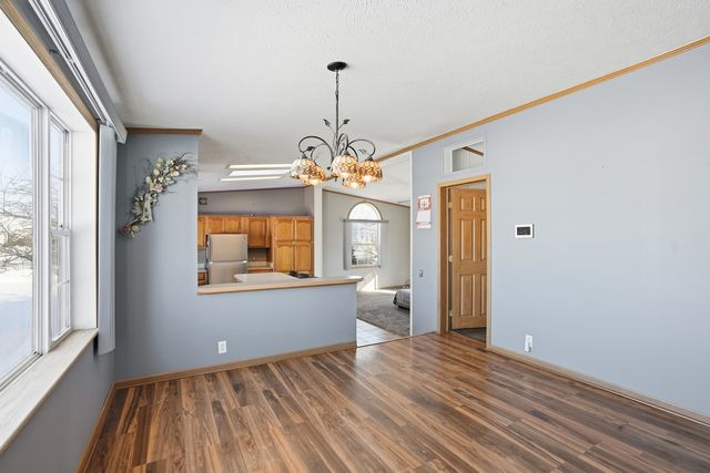 33 Drake Lane, Beecher, IL 60401