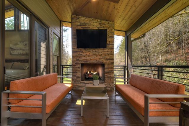 77 Watersong Trail, Ellijay, GA 30540