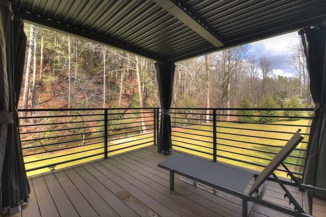 77 Watersong Trail, Ellijay, GA 30540
