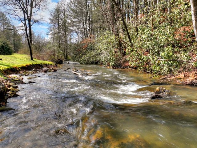 77 Watersong Trail, Ellijay, GA 30540