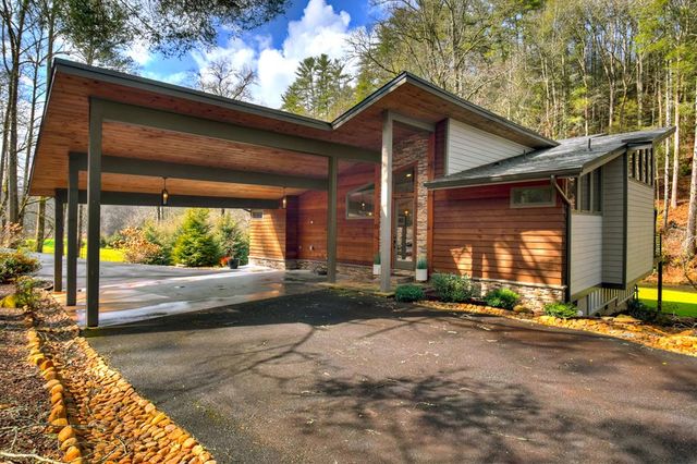 77 Watersong Trail, Ellijay, GA 30540