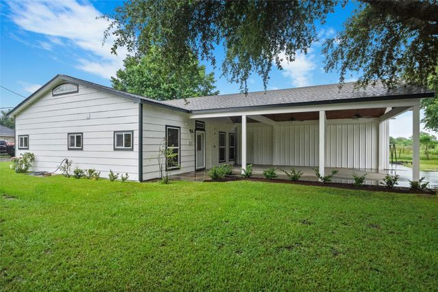 30720 Waller Spring Creek Road, Waller, TX 77484