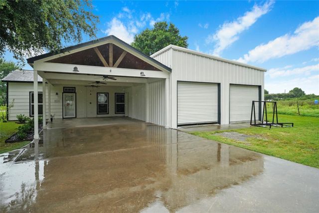 30720 Waller Spring Creek Road, Waller, TX 77484