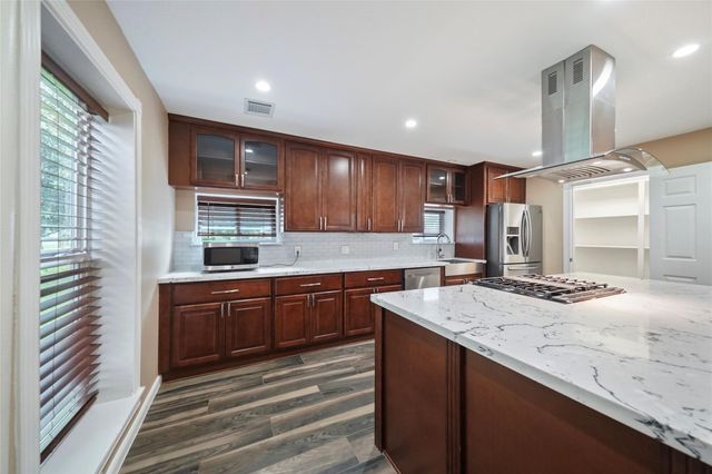 30720 Waller Spring Creek Road, Waller, TX 77484