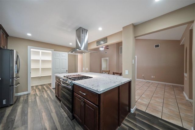 30720 Waller Spring Creek Road, Waller, TX 77484