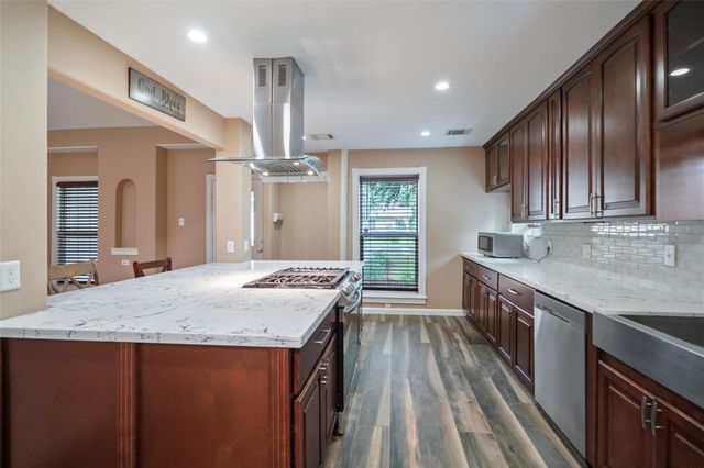 30720 Waller Spring Creek Road, Waller, TX 77484