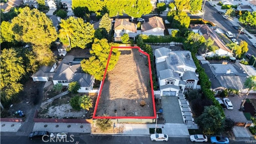 6218 Matilija Ave, Los Angeles, CA 91401