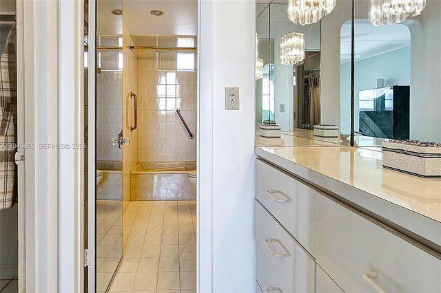 3010 Marcos Dr R311, Aventura, FL 33160