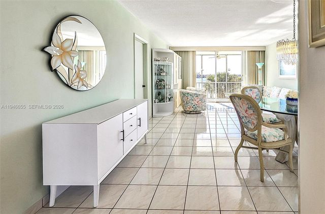 3010 Marcos Dr R311, Aventura, FL 33160