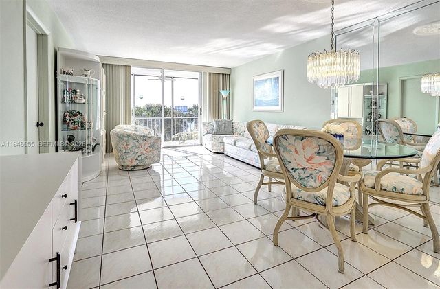 3010 Marcos Dr R311, Aventura, FL 33160