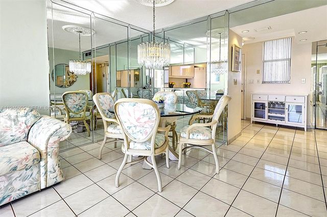 3010 Marcos Dr R311, Aventura, FL 33160