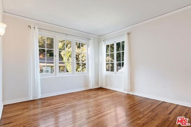 3486 Oak Glen Drive, Los Angeles, CA 90068