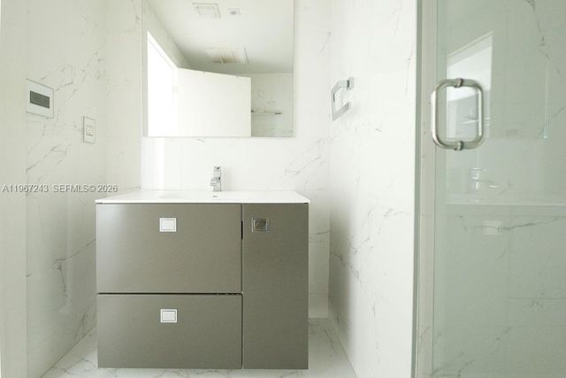 3250 NE 1st Ave 1115, Miami, FL 33137