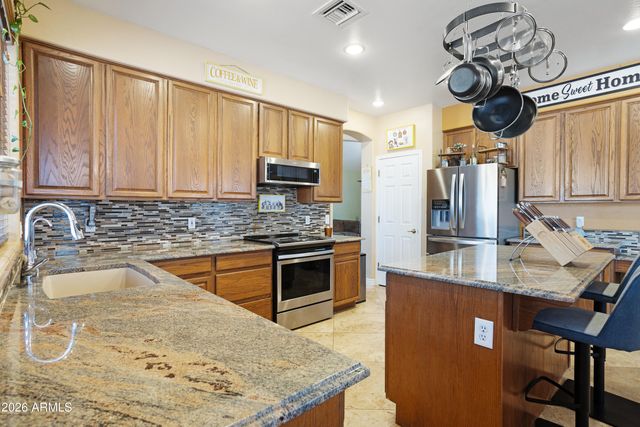 83 S GERONIMO Road, Apache Junction, AZ 85119