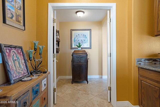 83 S GERONIMO Road, Apache Junction, AZ 85119