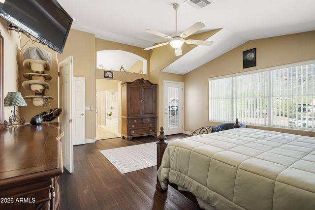 83 S GERONIMO Road, Apache Junction, AZ 85119